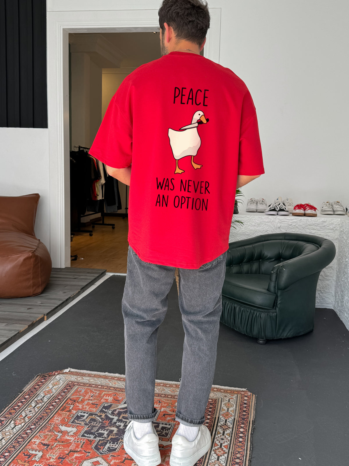 Red "peace" printed Oversize T-Shirt - Broek