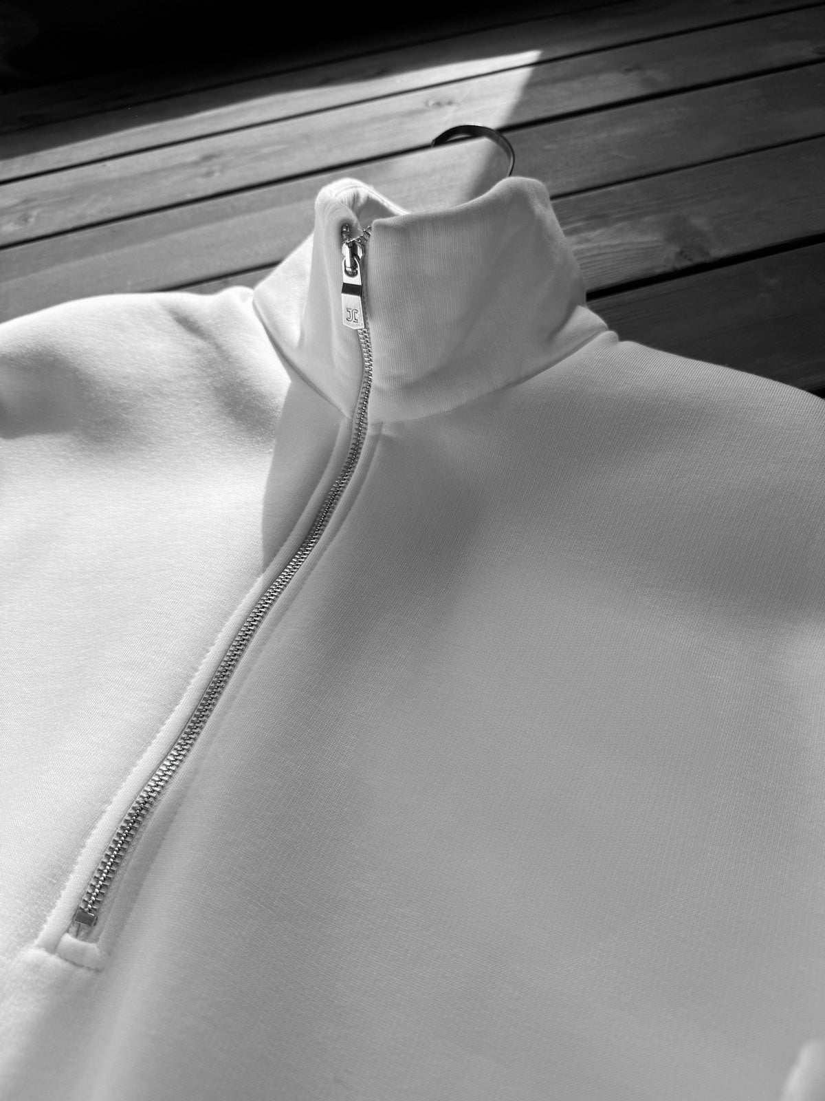 Off White Half Zipper Basic Sweatshirt