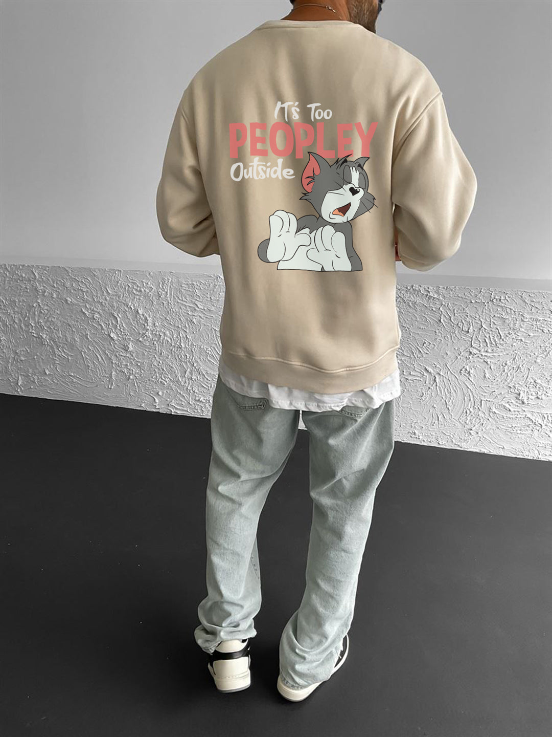 Beige "it's-too-peoply-outside" Printed Oversize Sweatshirt