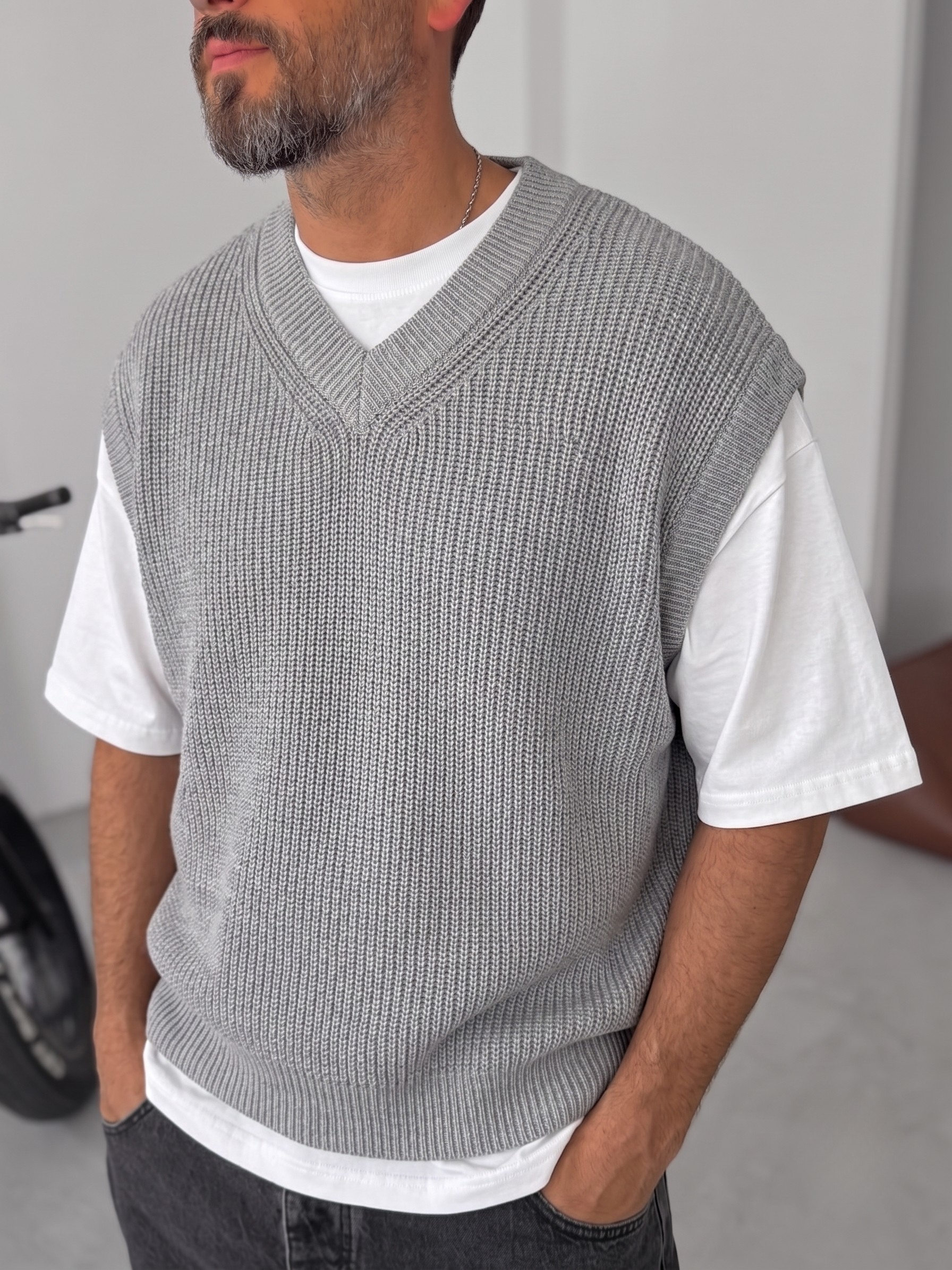 Grey Sleeveless Knit Vest – V-Neck