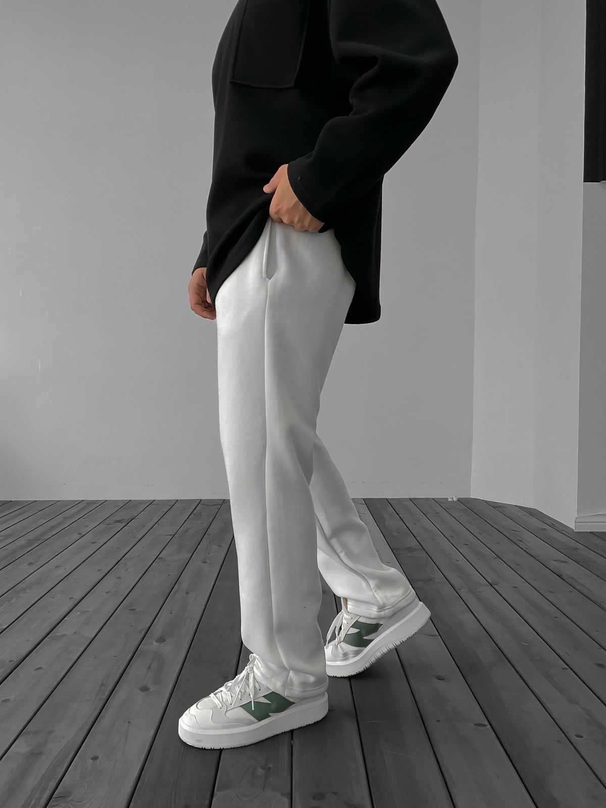 White Basic Summer Sweatpants