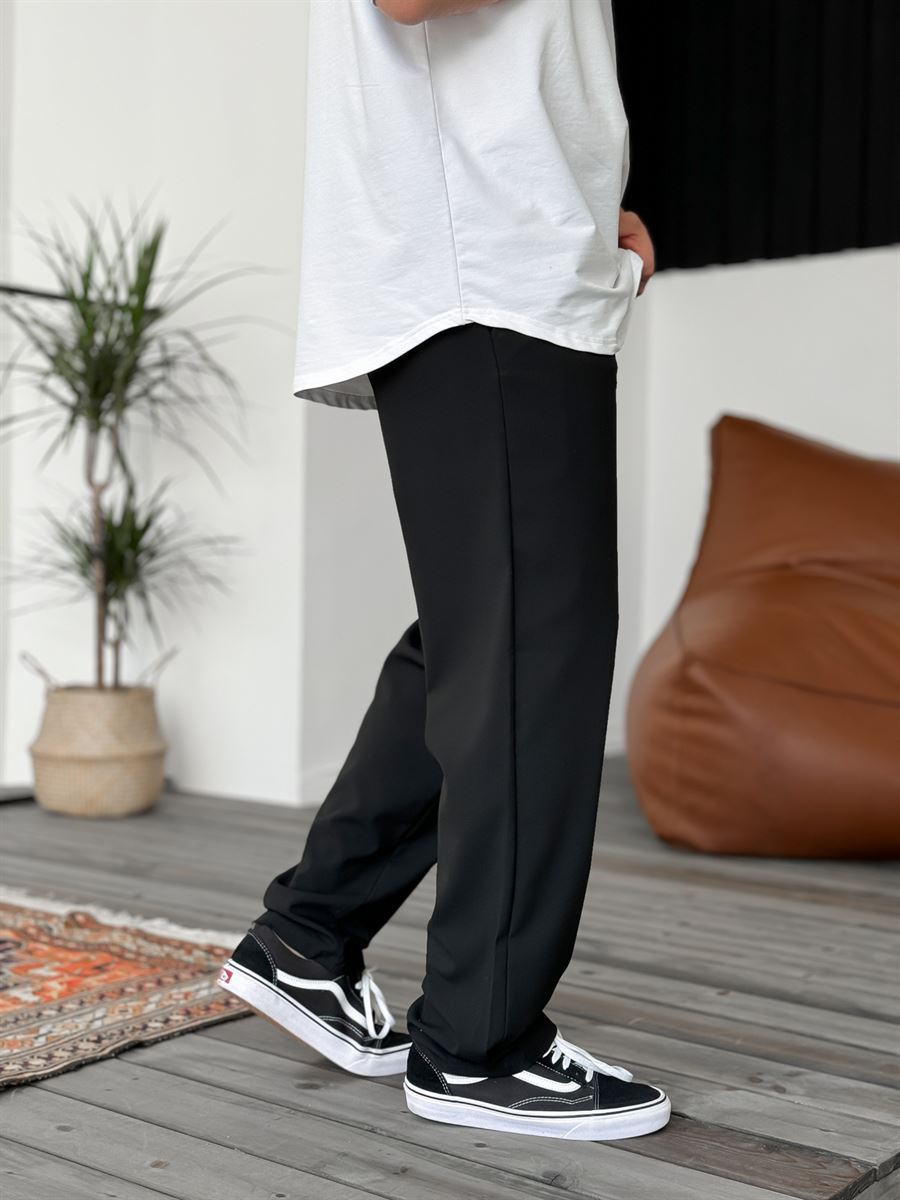 Wide Leg Chino Trousers - Black