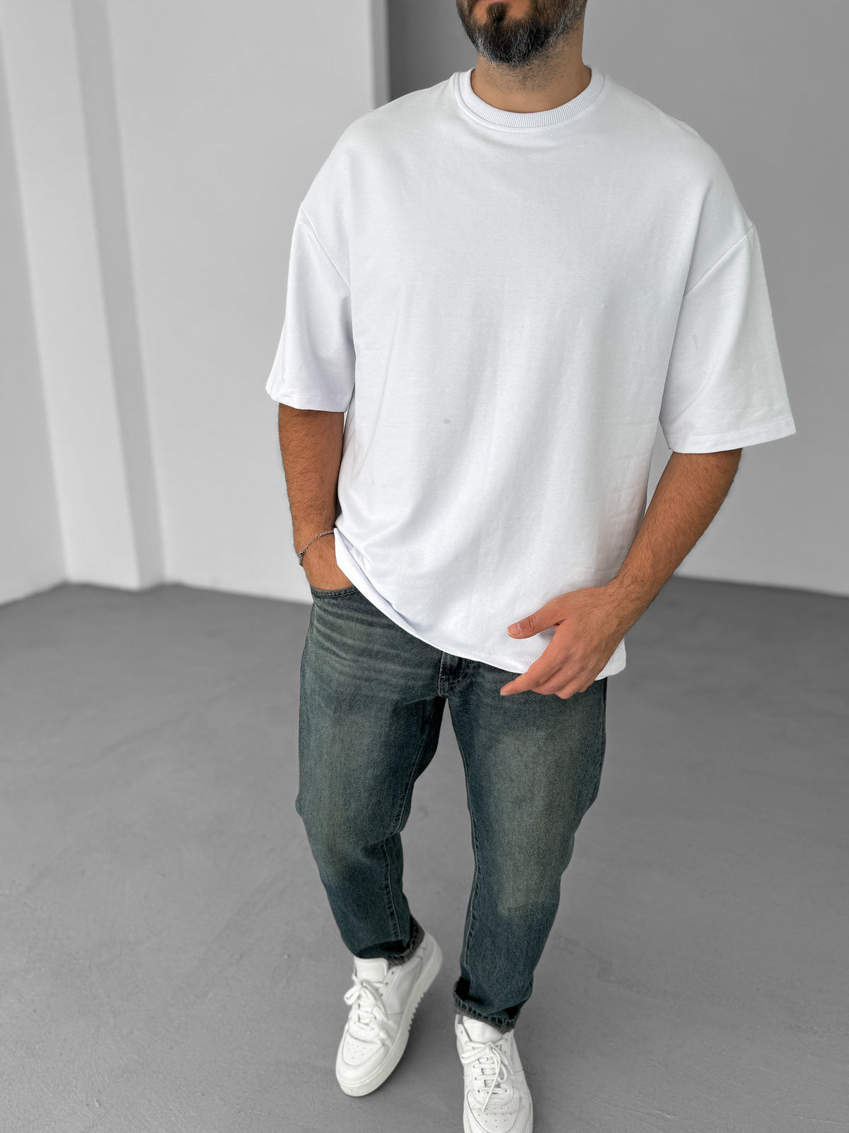 White Basic Oversize T-Shirt