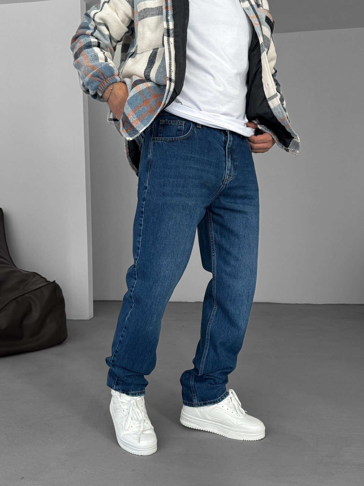 Dark Blue Relaxed Fit Denim Jeans - Premium Comfort