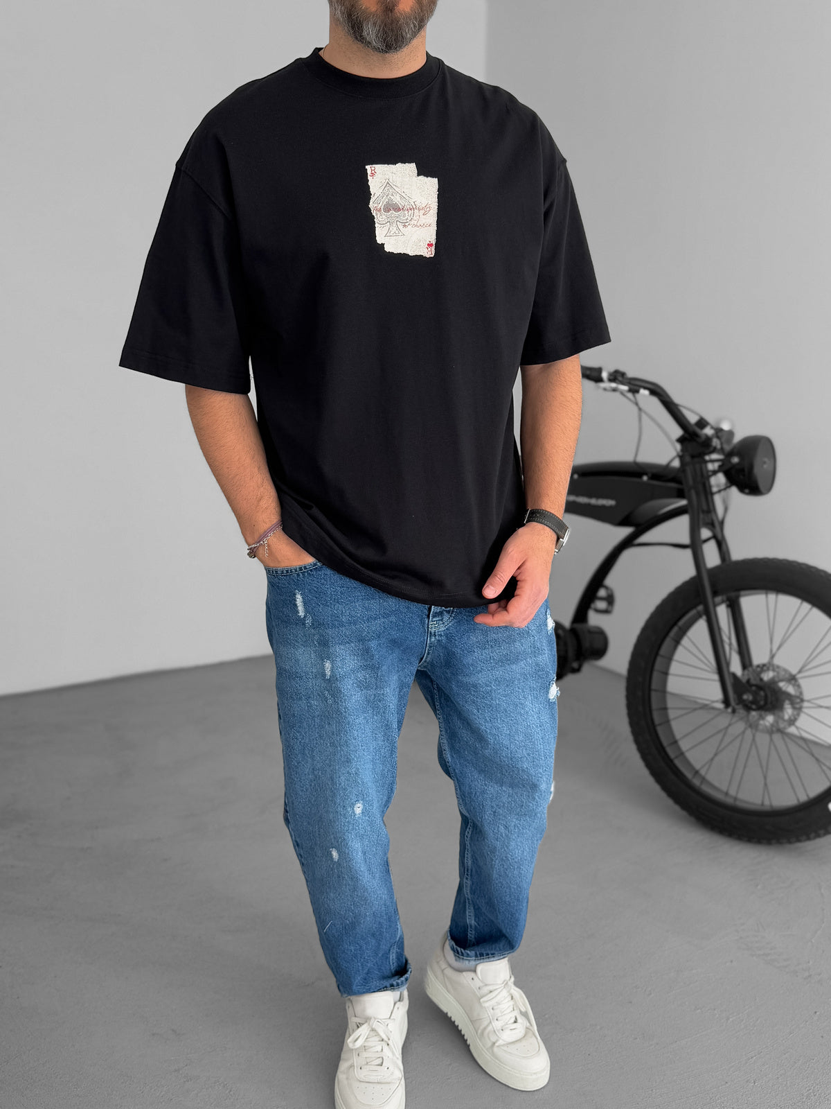 Black "R of spades" printed Oversize T-Shirt