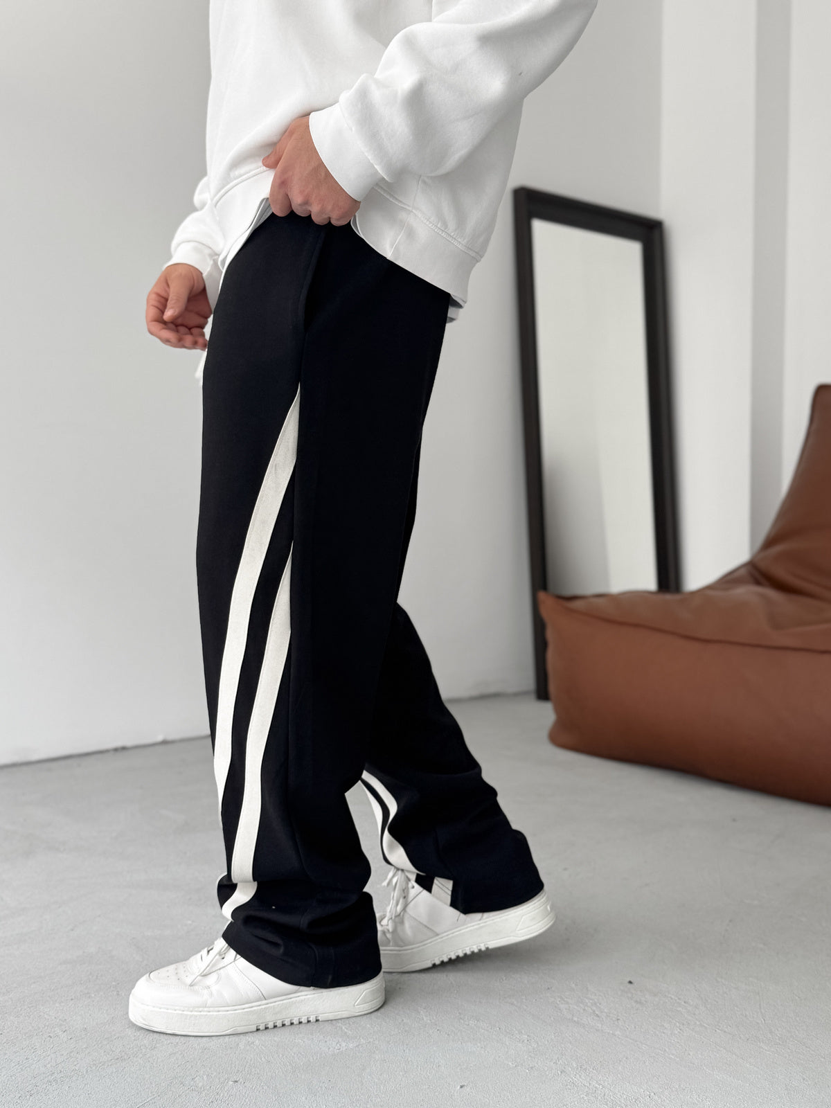 Black Oblique Striped Straight Leg Sweatpants