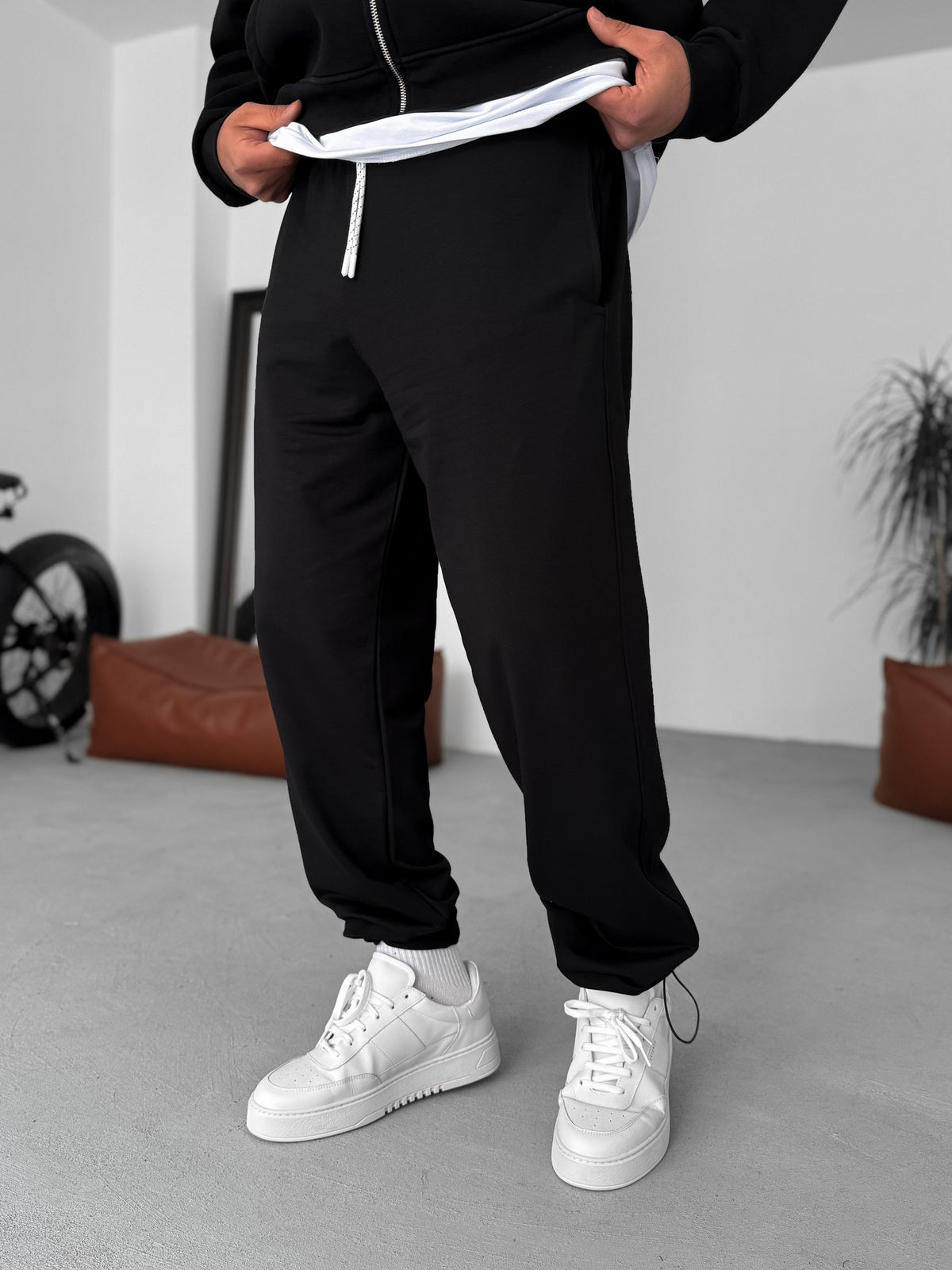 Black Basic Summer Sweatpants