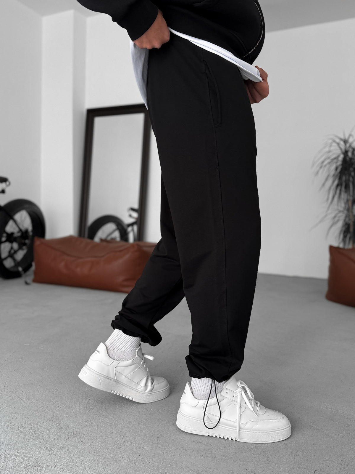 Black Basic Summer Sweatpants