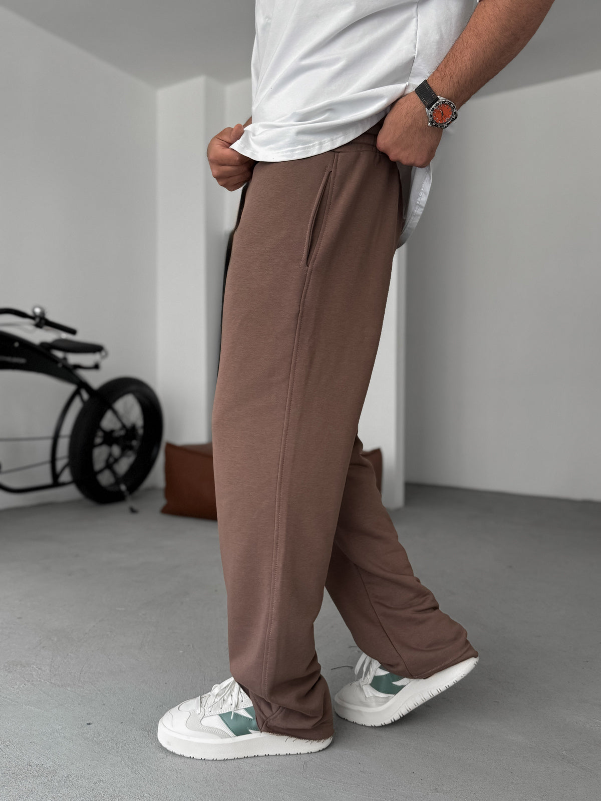 Brown Basic Summer Sweatpants
