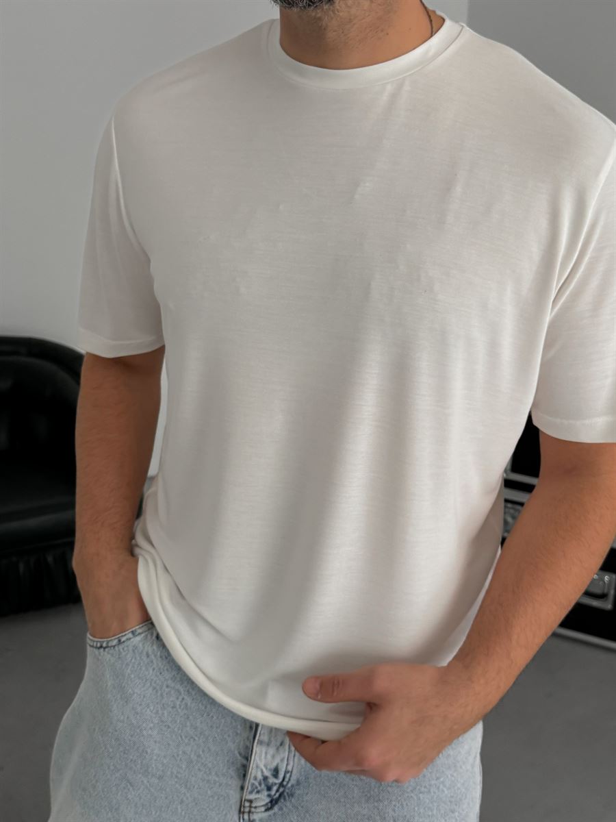White Regular Fit T-Shirt