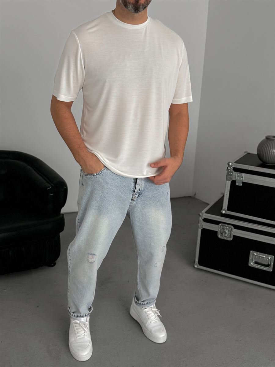 White Regular Fit T-Shirt