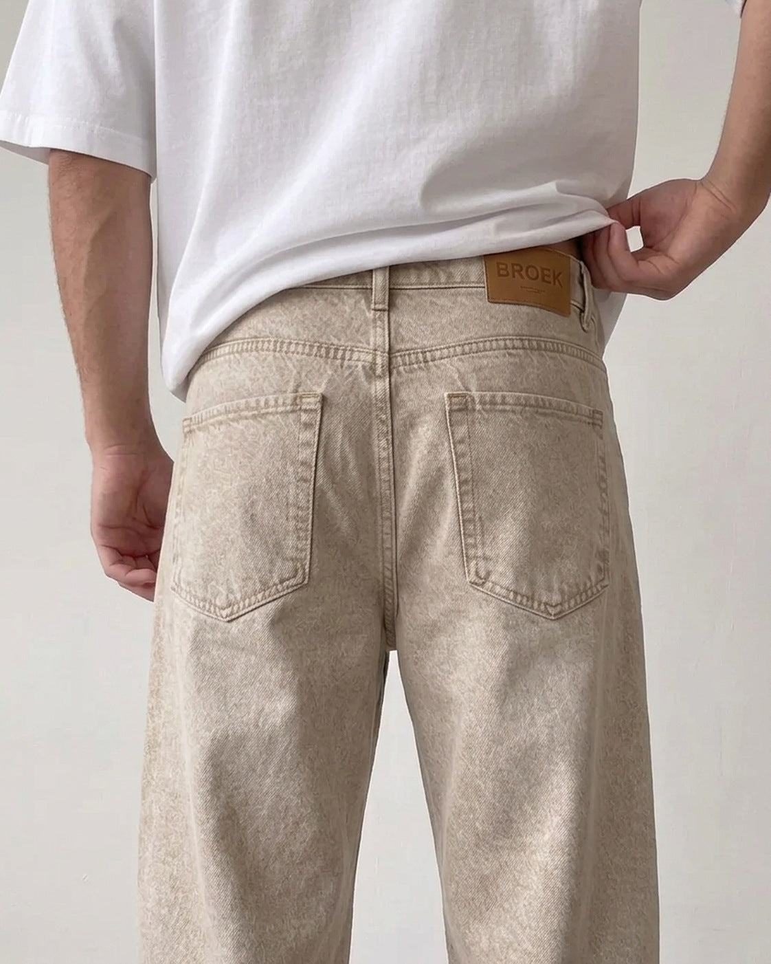 Beige Relaxed Fit Denim Jeans
