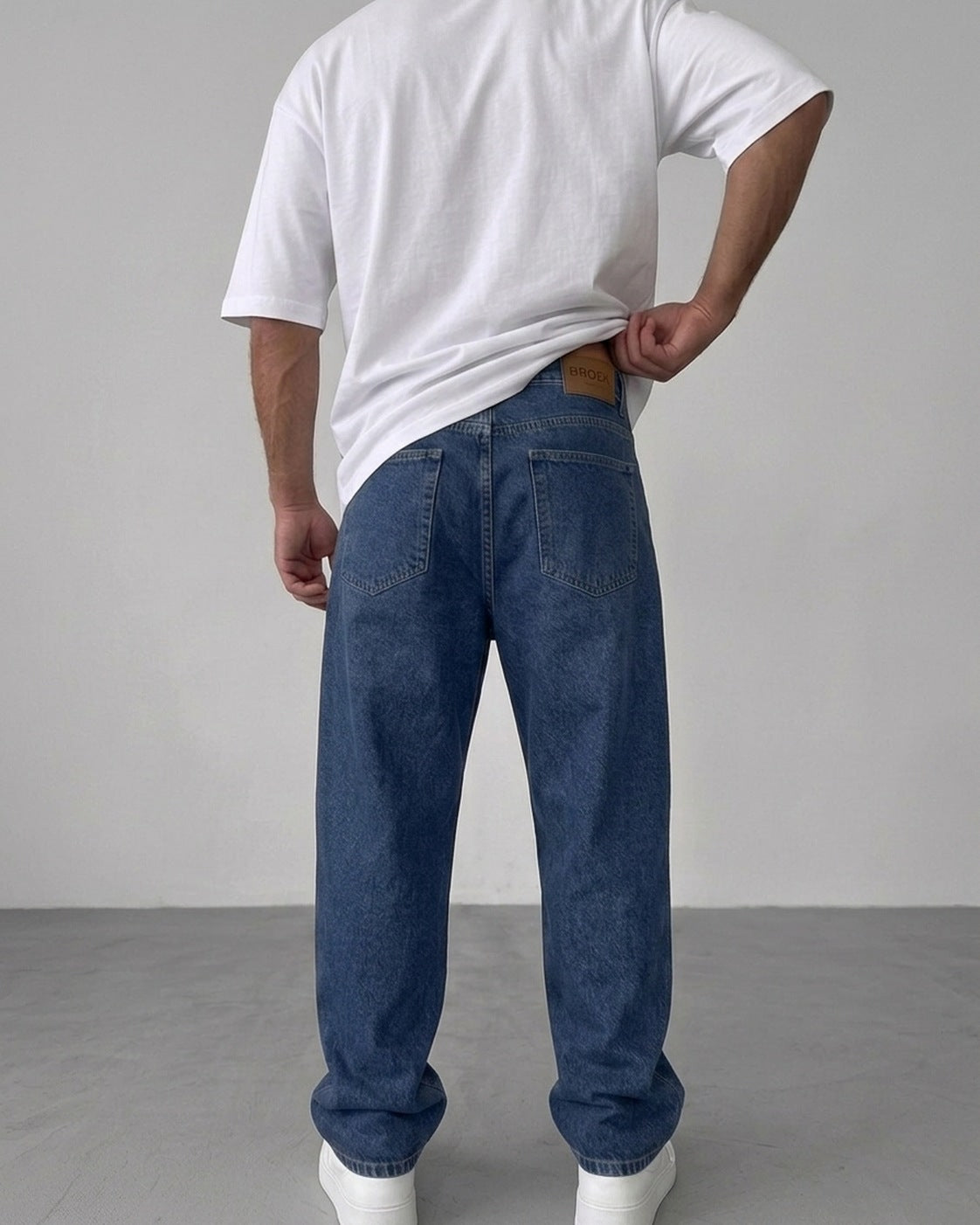 Dark Washed Relaxed Fit Denim Jeans