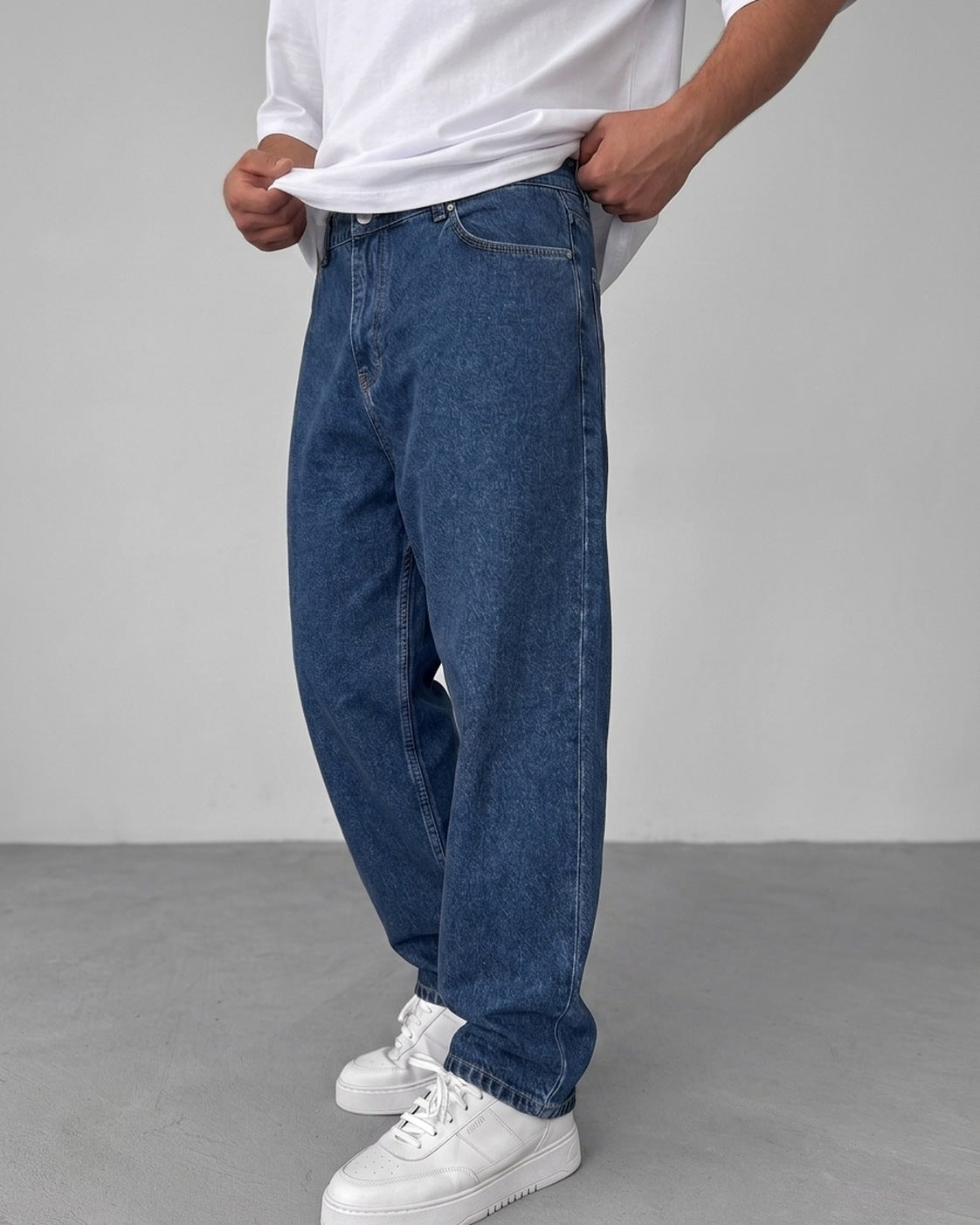 Dark Washed Relaxed Fit Denim Jeans