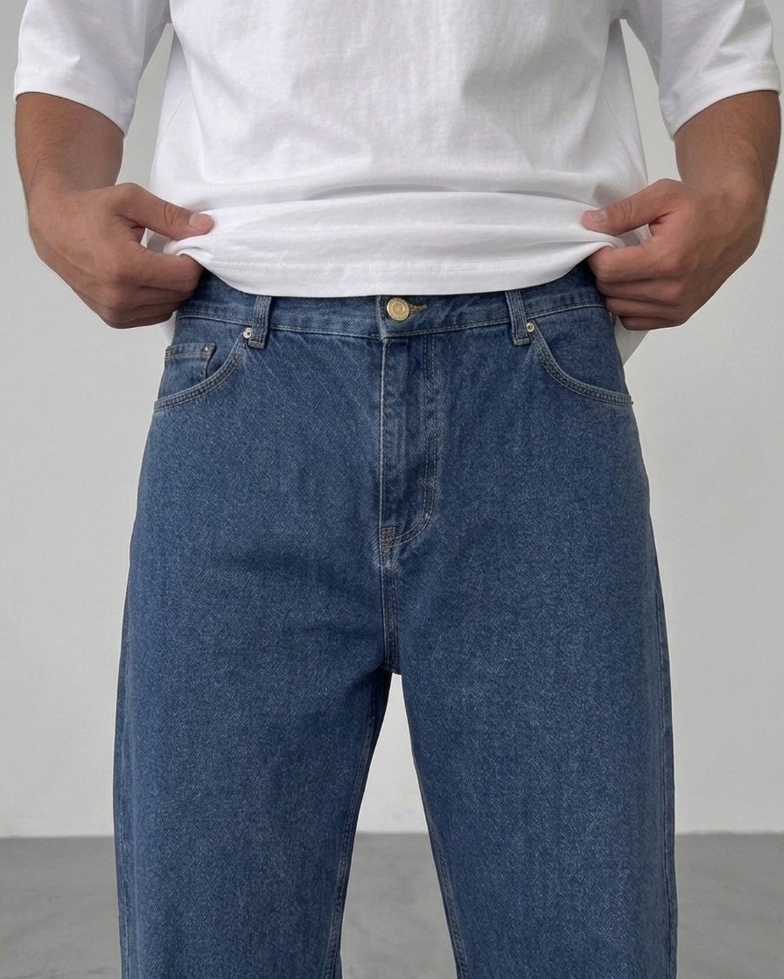 Dark Washed Relaxed Fit Denim Jeans