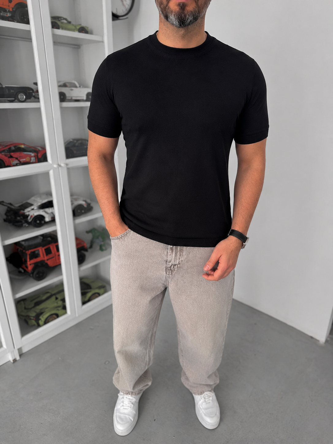 Black Crewneck Knitted Tee
