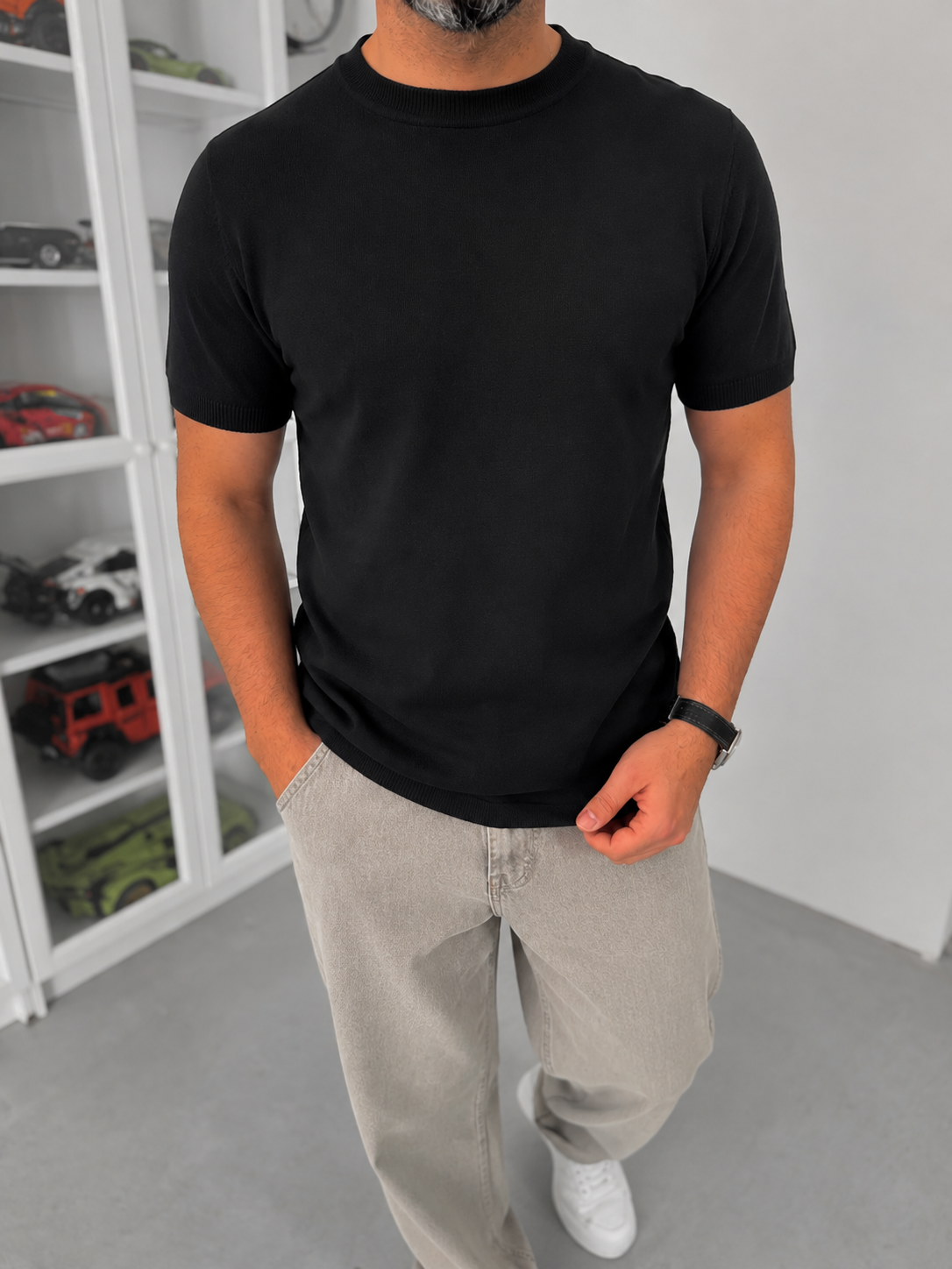 Black Crewneck Knitted Tee