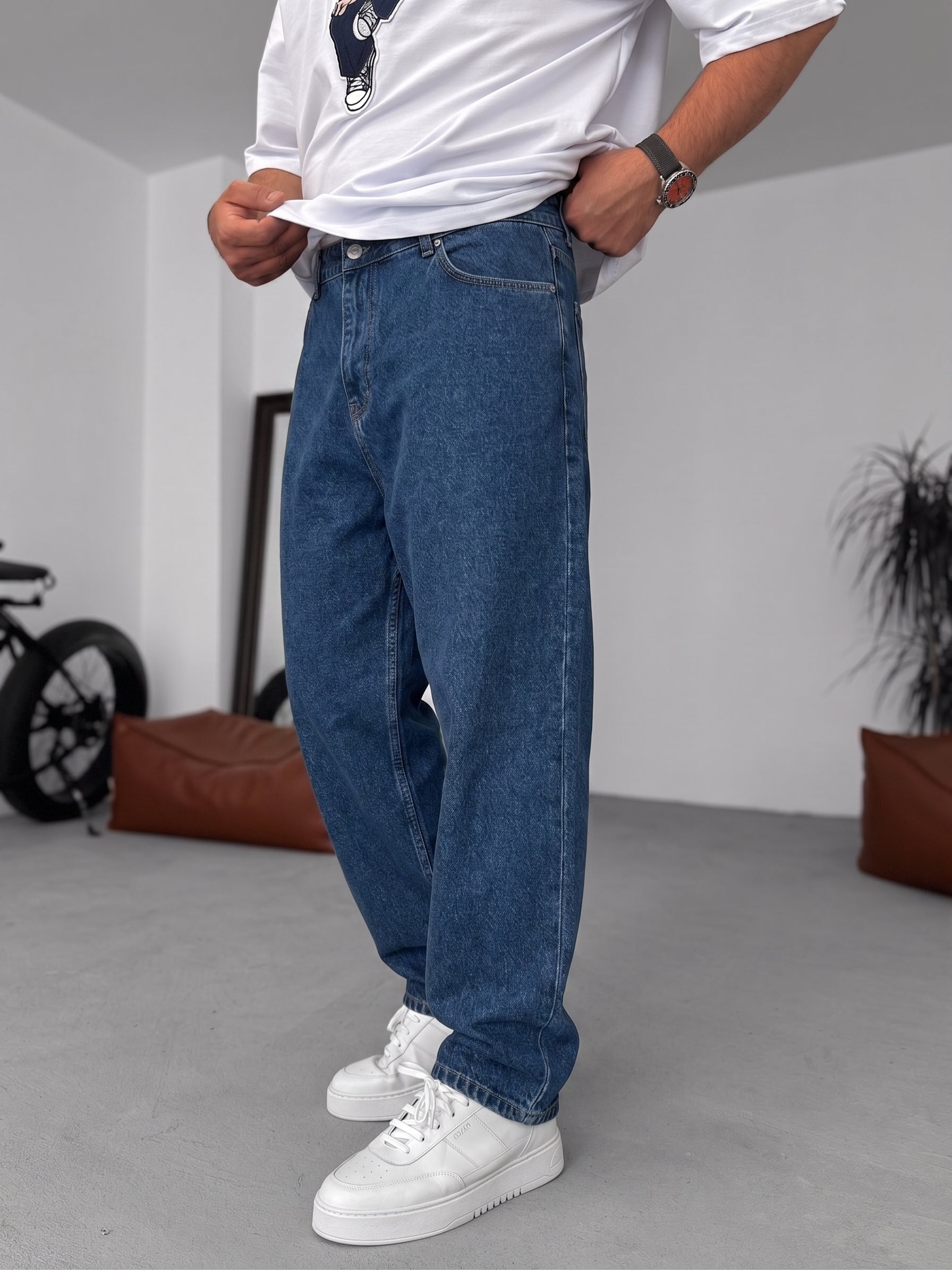 Dark Washed Relaxed Fit Denim Jeans