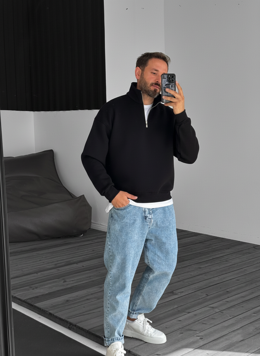 Black Quarter Zip Sweatshirt