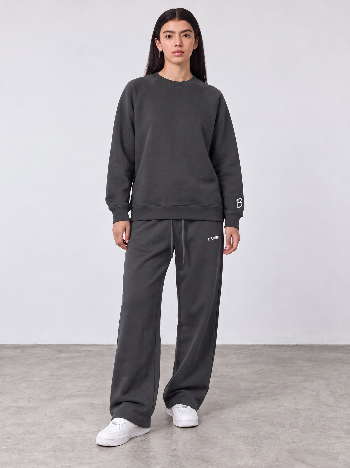 Raglan Crewneck – SMOKED GREY