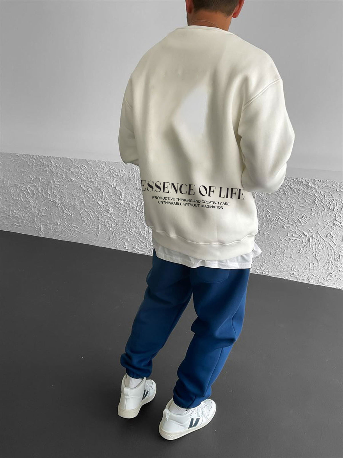 Off-White "Essence" Printed Oversize Sweatshirt - Broek