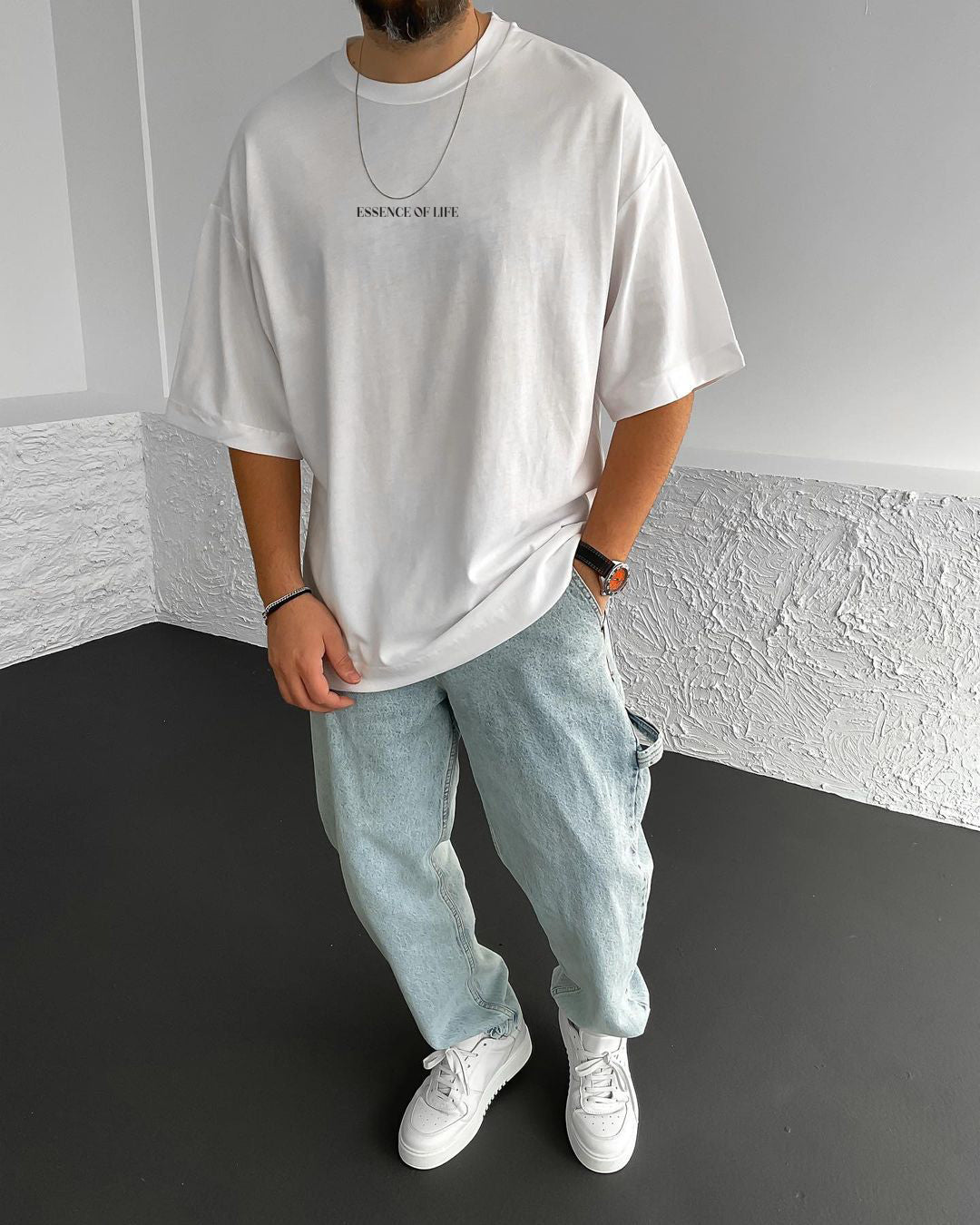 White Essence Printed Oversize T-Shirt - Broek
