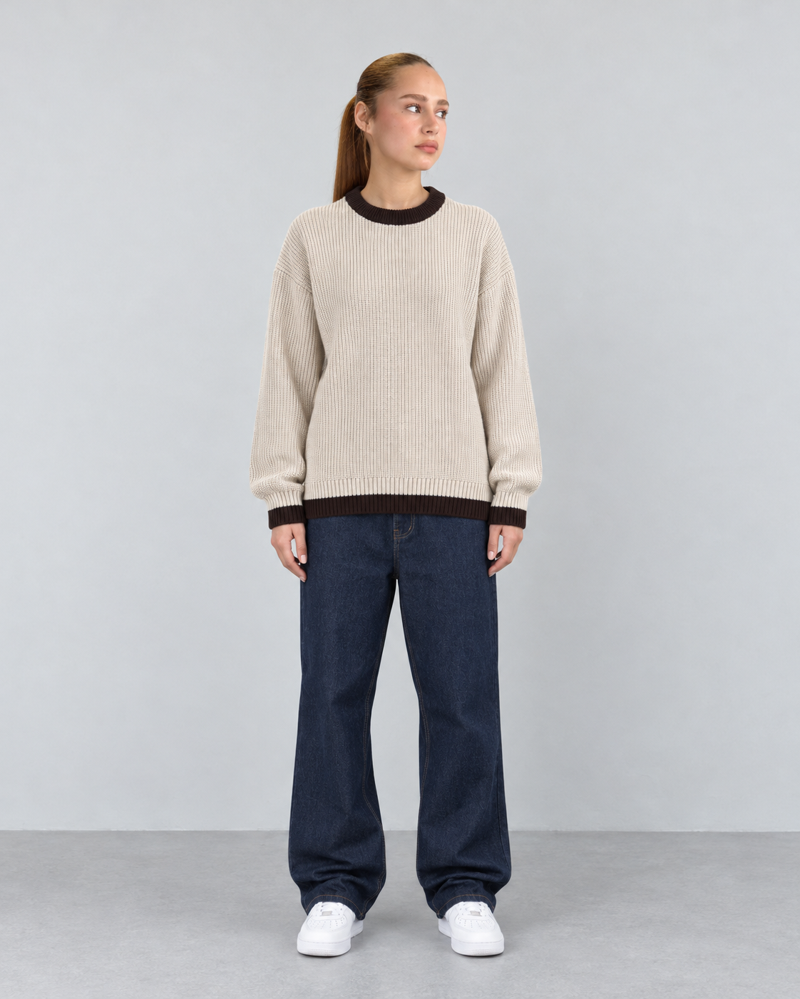 BROEK beige contrast-trim knit sweater — female full front
