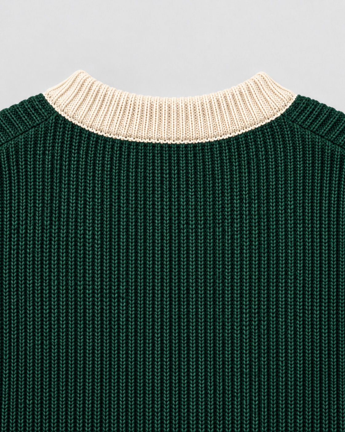BROEK Contrast Trim Knit Sweater - Dark Green - Crew neckline and knit detail