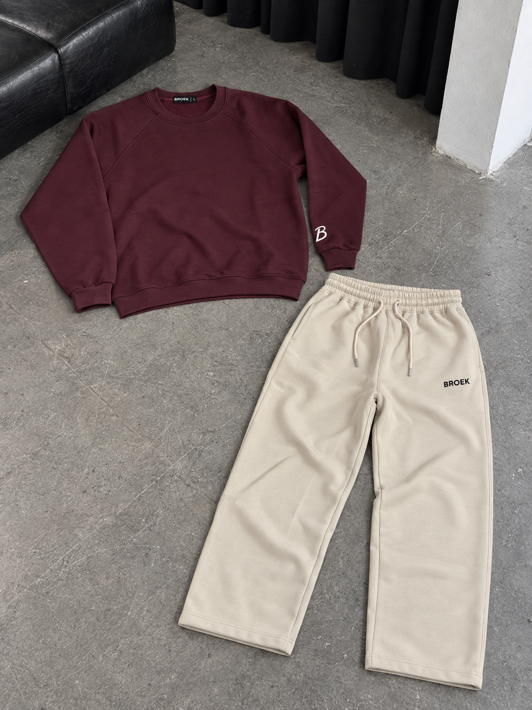 Boxy Sweatsuit – Burgundy / Beige — complete outfit flat lay.