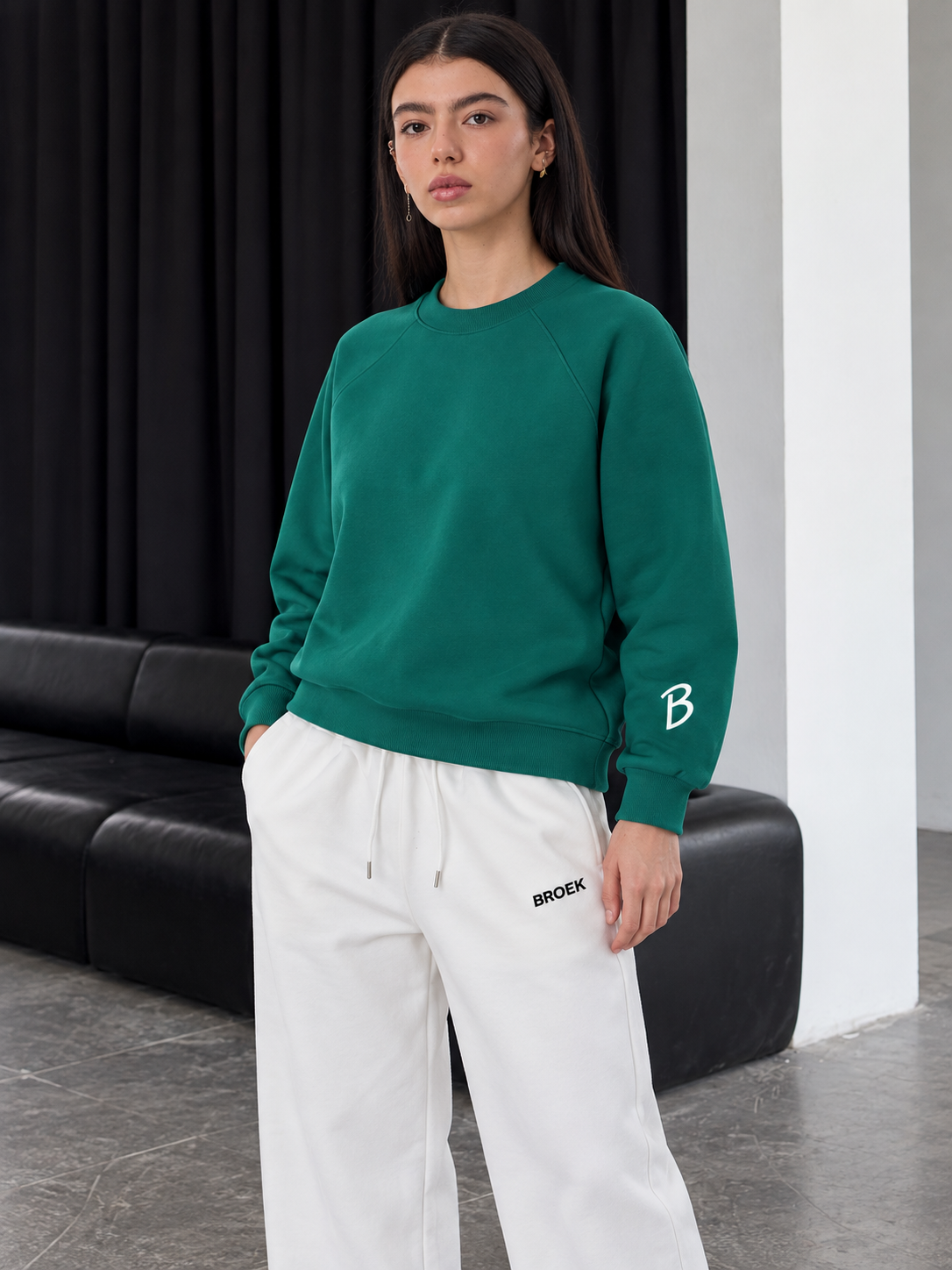 Boxy Sweatsuit – Green / Off-White — crewneck three-quarter view.