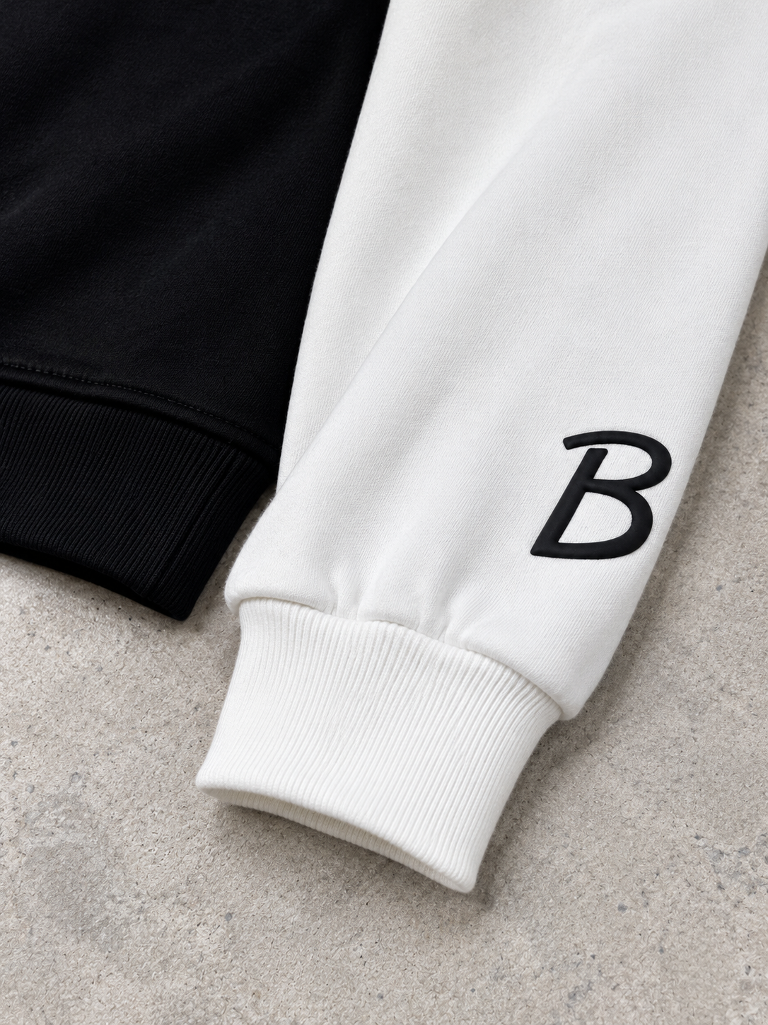 BROEK Colorblock Raglan Crewneck – Black / White — تفاصيل طباعة البف والأسورة