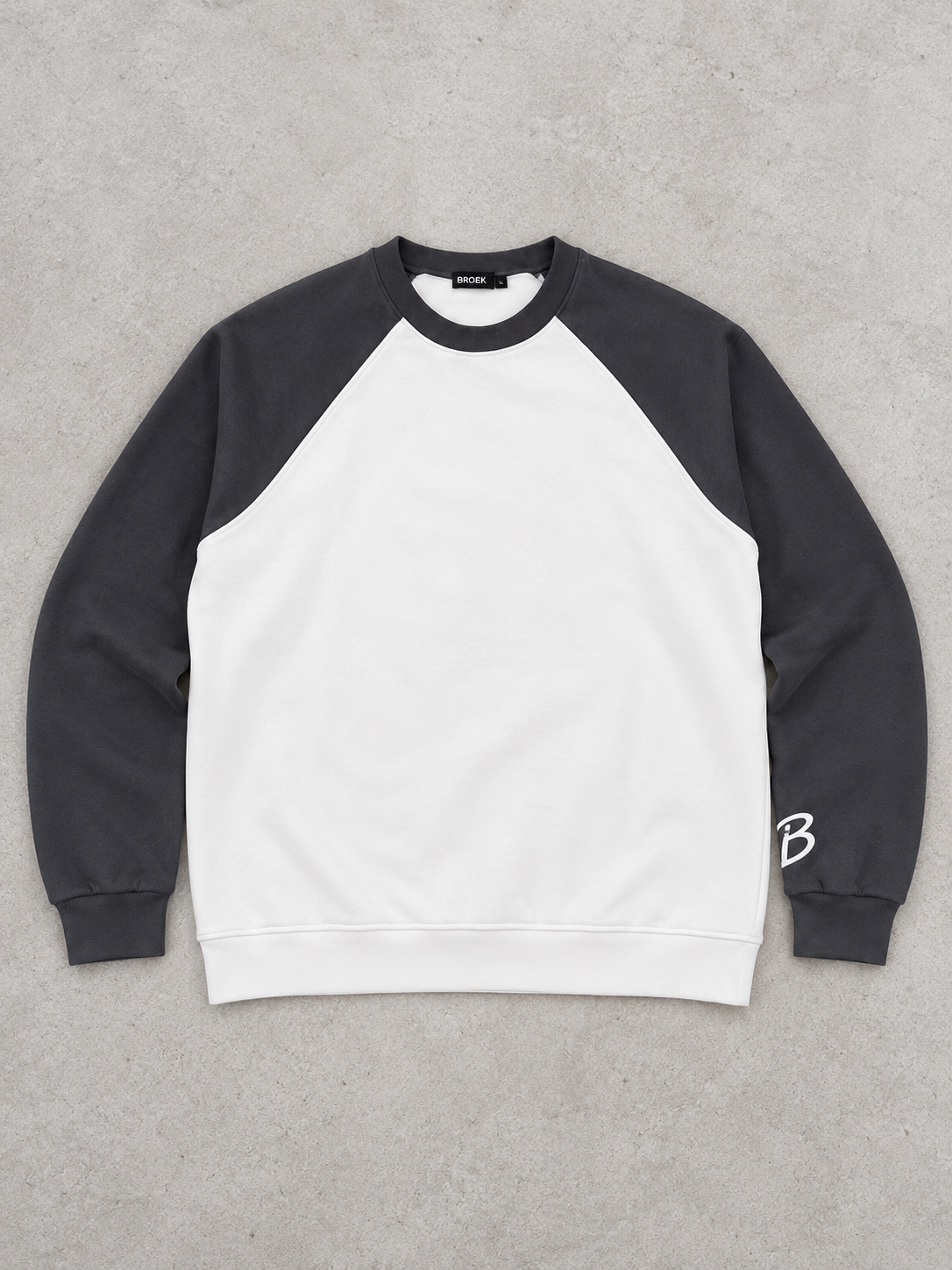 BROEK Colorblock Raglan Crewneck – White / Charcoal — القطعة كاملة — أمامي مسطّح