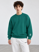 BROEK Raglan Crewneck – Green — كادر ¾ أمامي — السويتشيرت