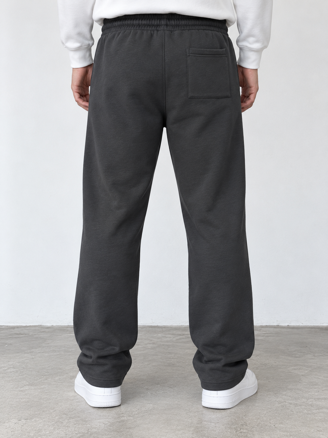 BROEK Relaxed Sweatpants – Smoked Grey — ظهر البنطلون