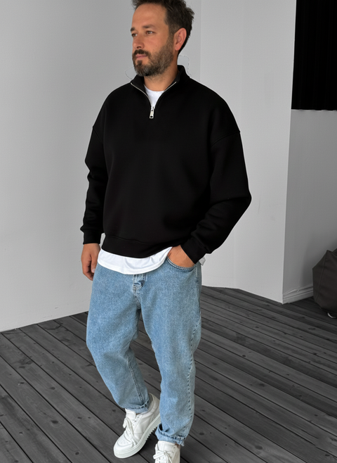 Quarter-Zip Sweatshirt - Black