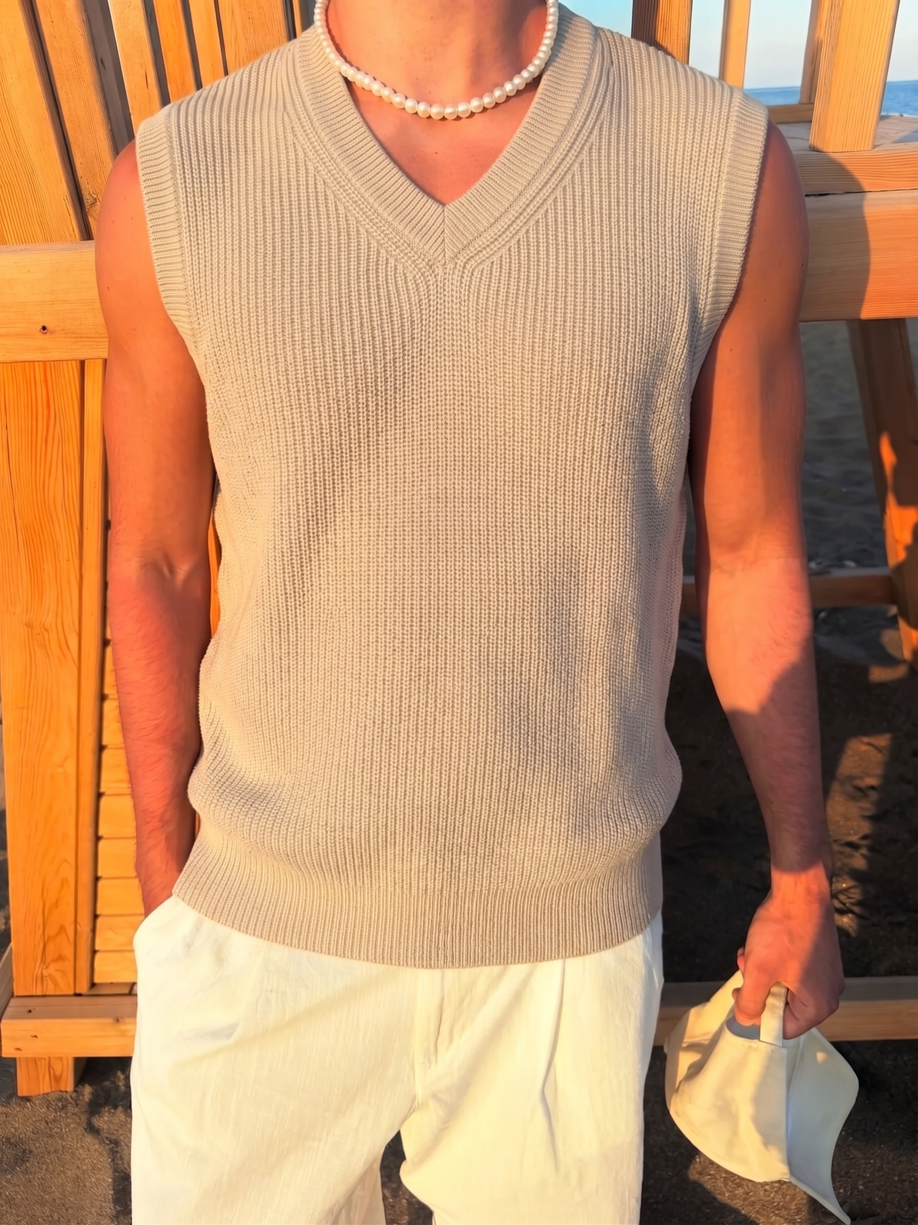 Beige Sleeveless Knit Vest – V-Neck
