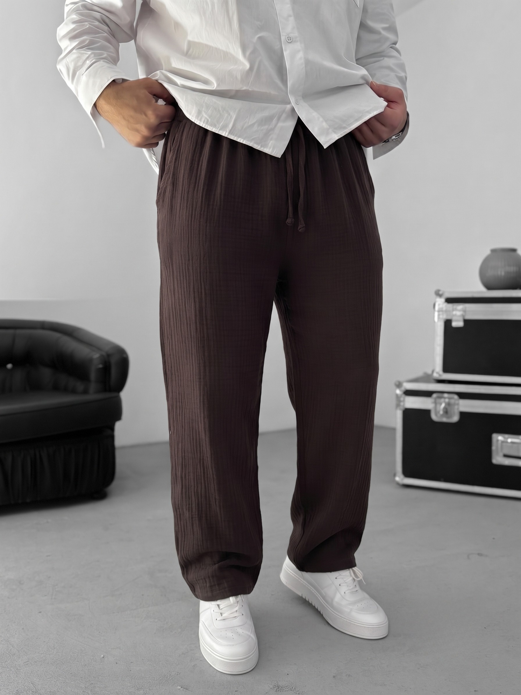 Muslin Wide-Leg Trousers — Brown